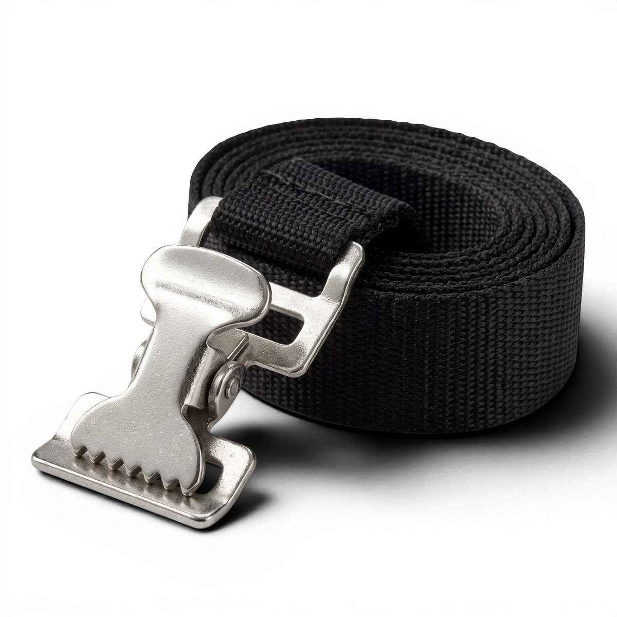 UK Gym Pits black webbing cinch strap with a durable metal clasp for securing rolled gym mats and equipment.