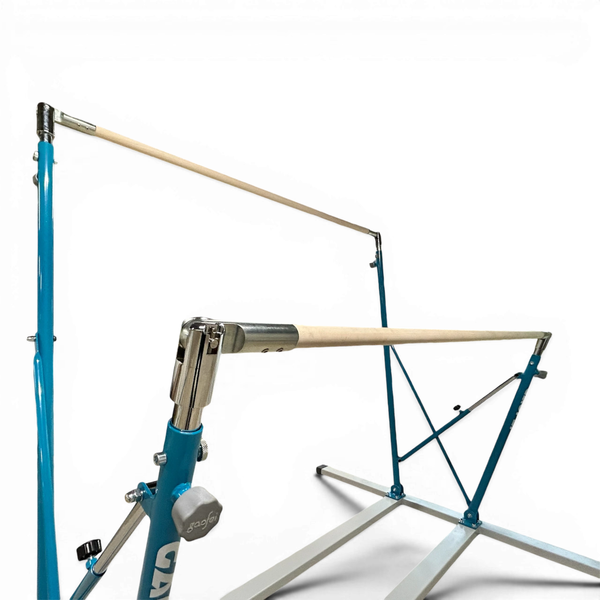UK Gym Pits freestanding asymmetric training bars with blue steel frame and wooden fiberglass-core handrails.