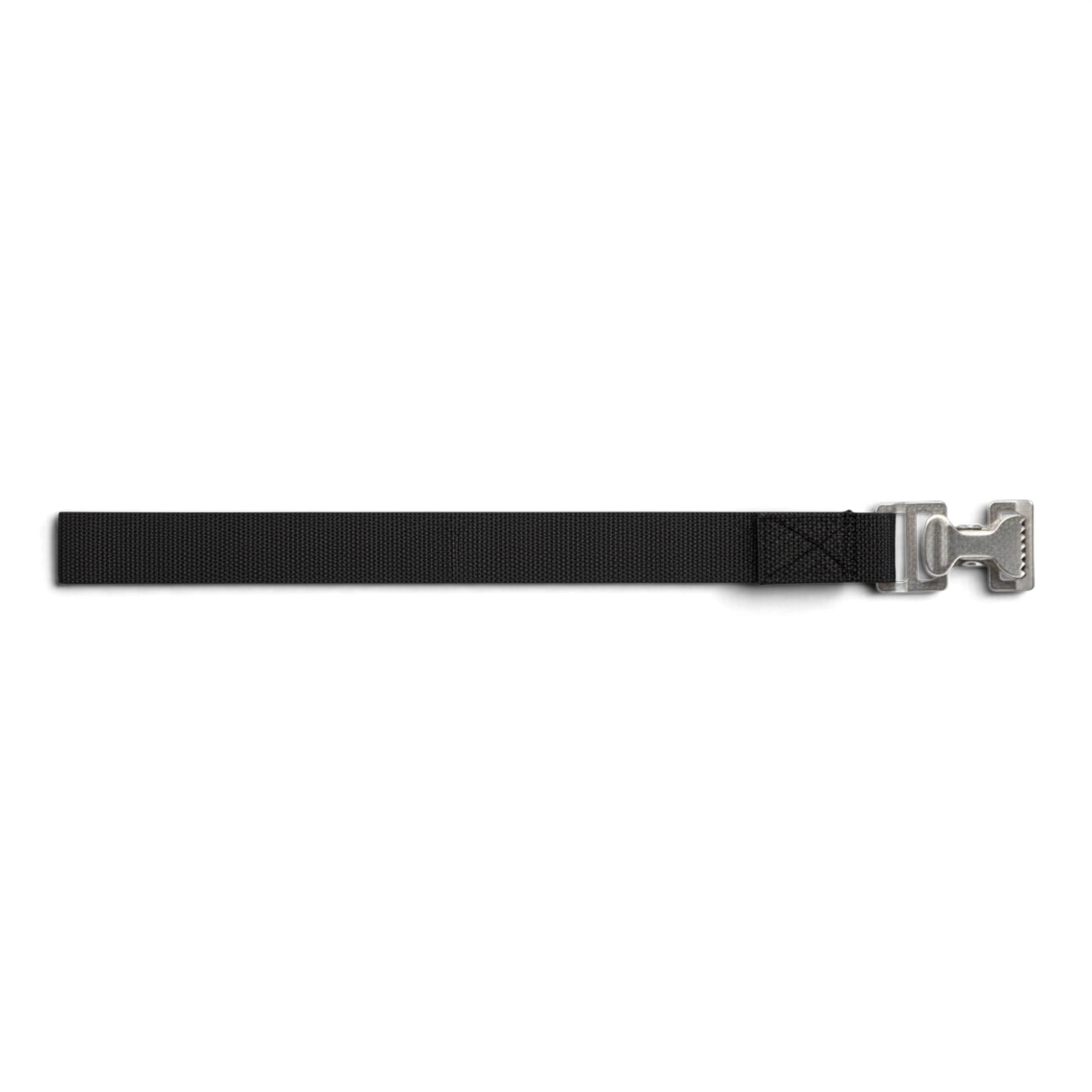UK Gym Pits heavy duty black cinch strap with a durable metal clasp for securing rolled gym mats and equipment.