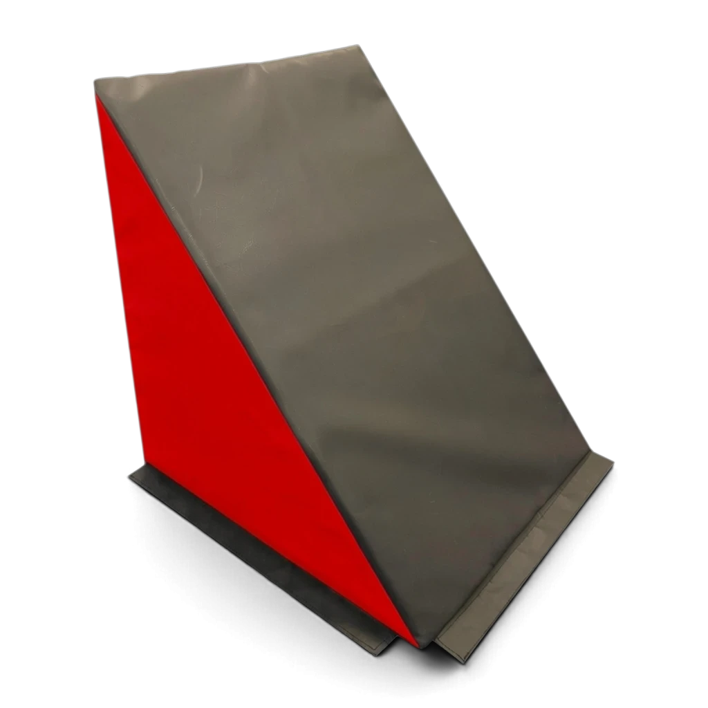 UK Gym Pits Parkour Ninja Step wedge with a black top and red side, made of durable flame-retardant PVC and foam.