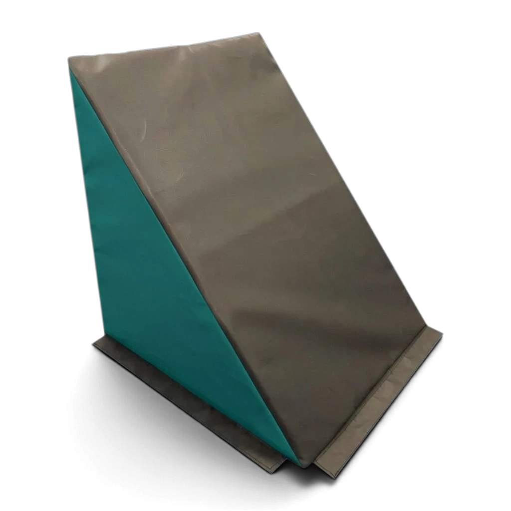 UK Gym Pits Parkour Ninja Step wedge with a black top and teal side, made from durable flame-retardant PVC foam.