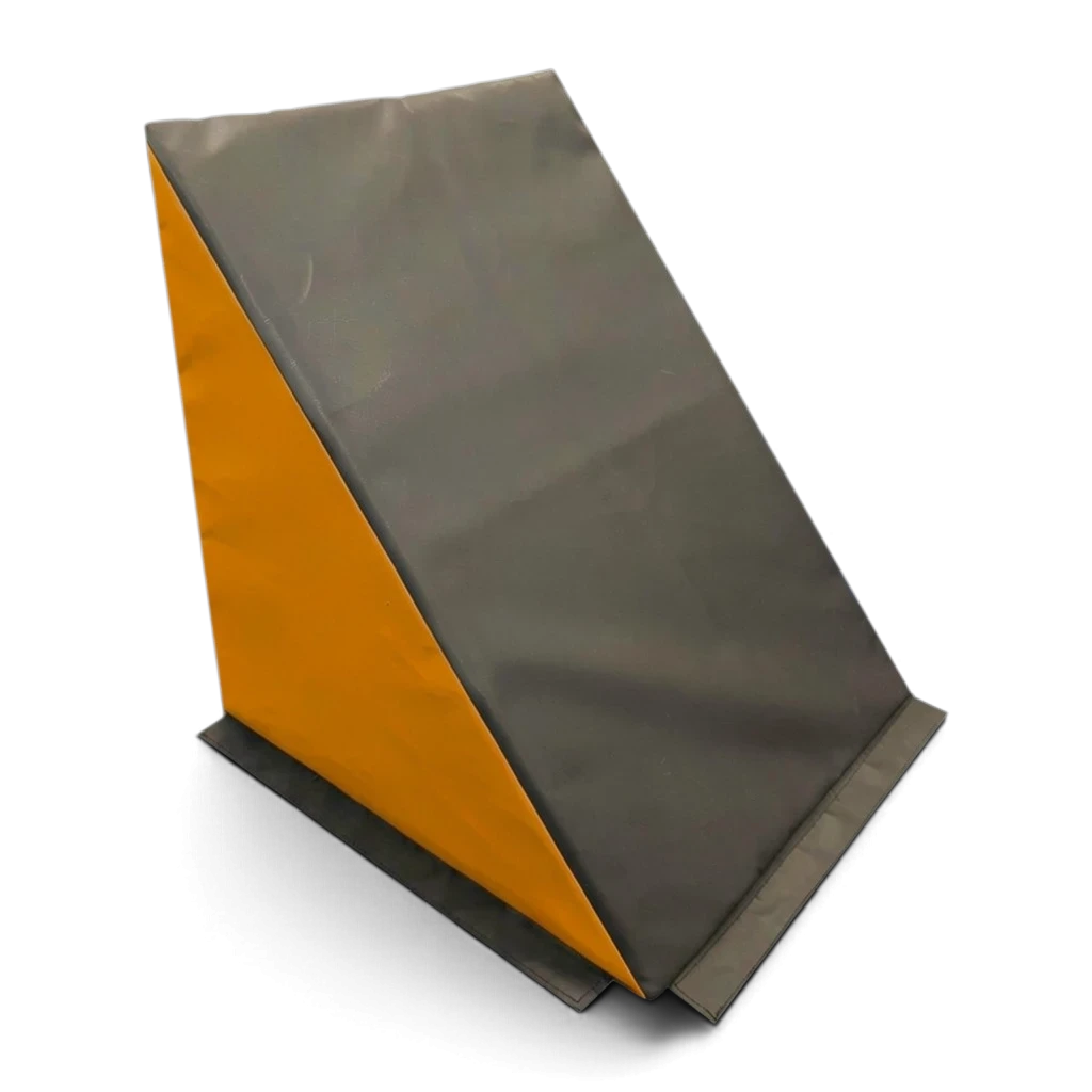 UK Gym Pits Parkour Ninja Step wedge made of black and orange flame-retardant PVC with high-density foam.