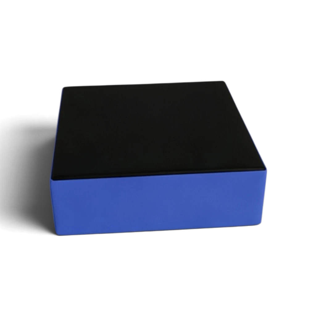 UK Gym Pits parkour stepping block with a black top and blue sides, made of high-density foam and durable PVC.