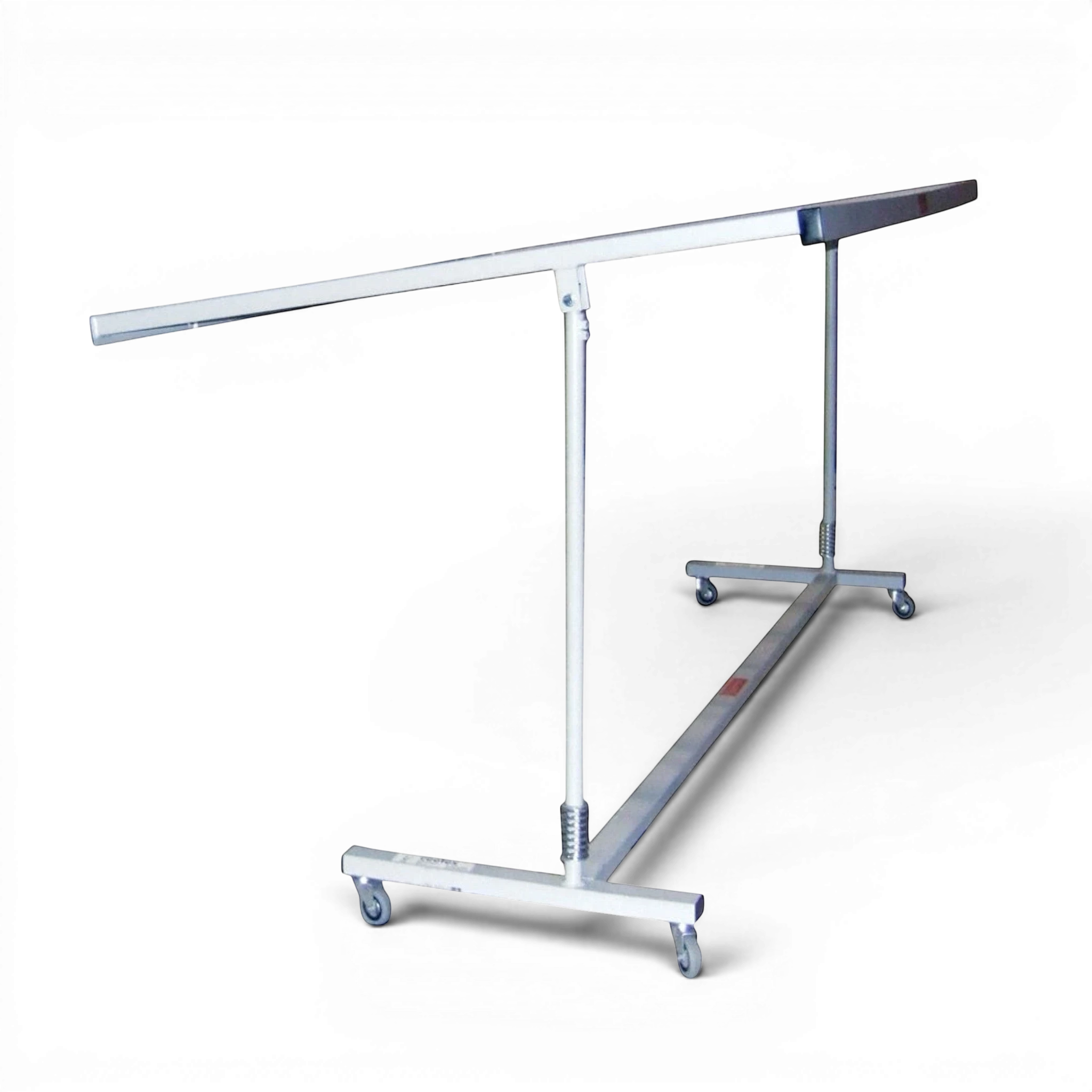 UK Gym Pits international spotting end deck with silver epoxy powder coated folding frame and wheels