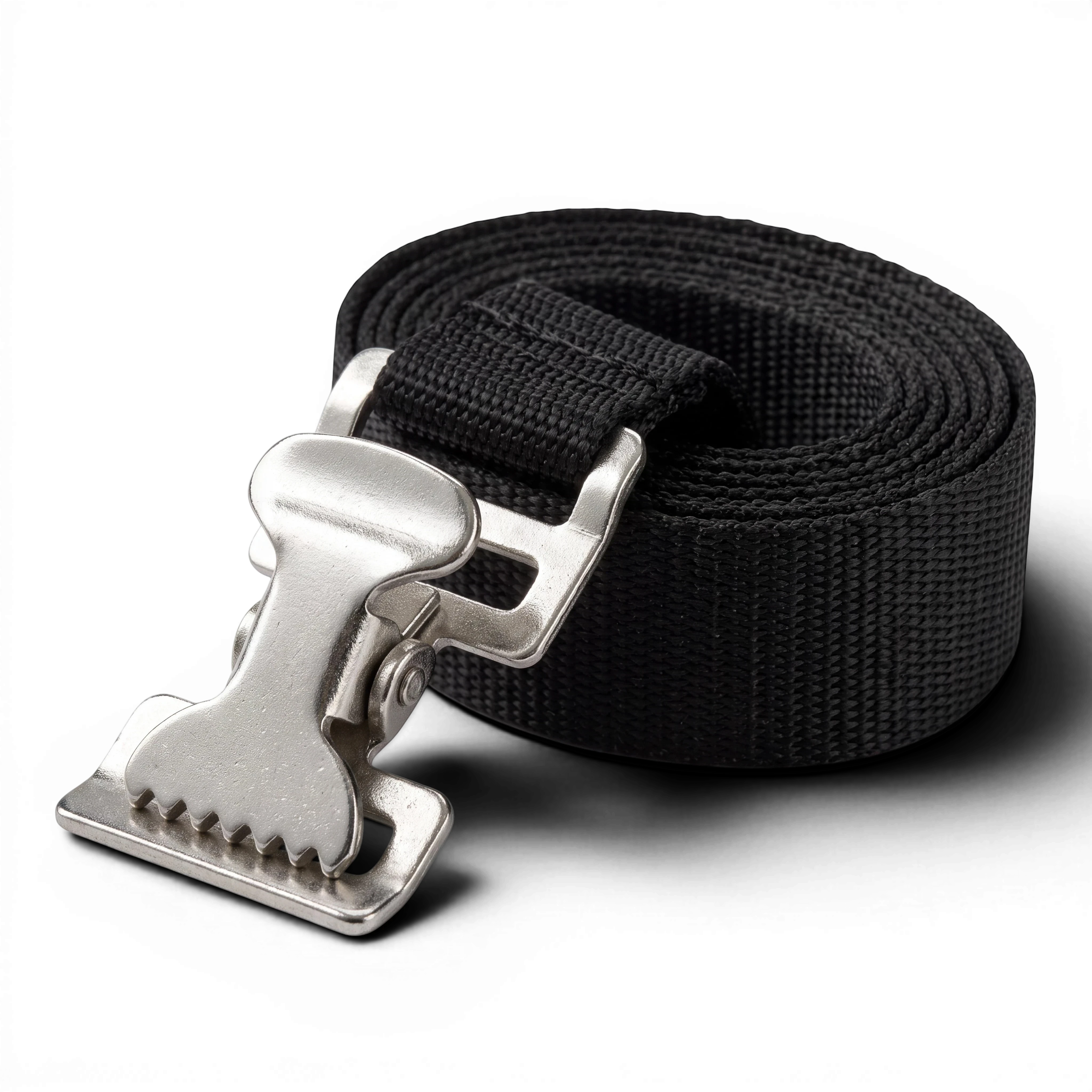 UK Gym Pits black webbing cinch strap with a durable metal clasp for securing rolled gym mats and equipment.