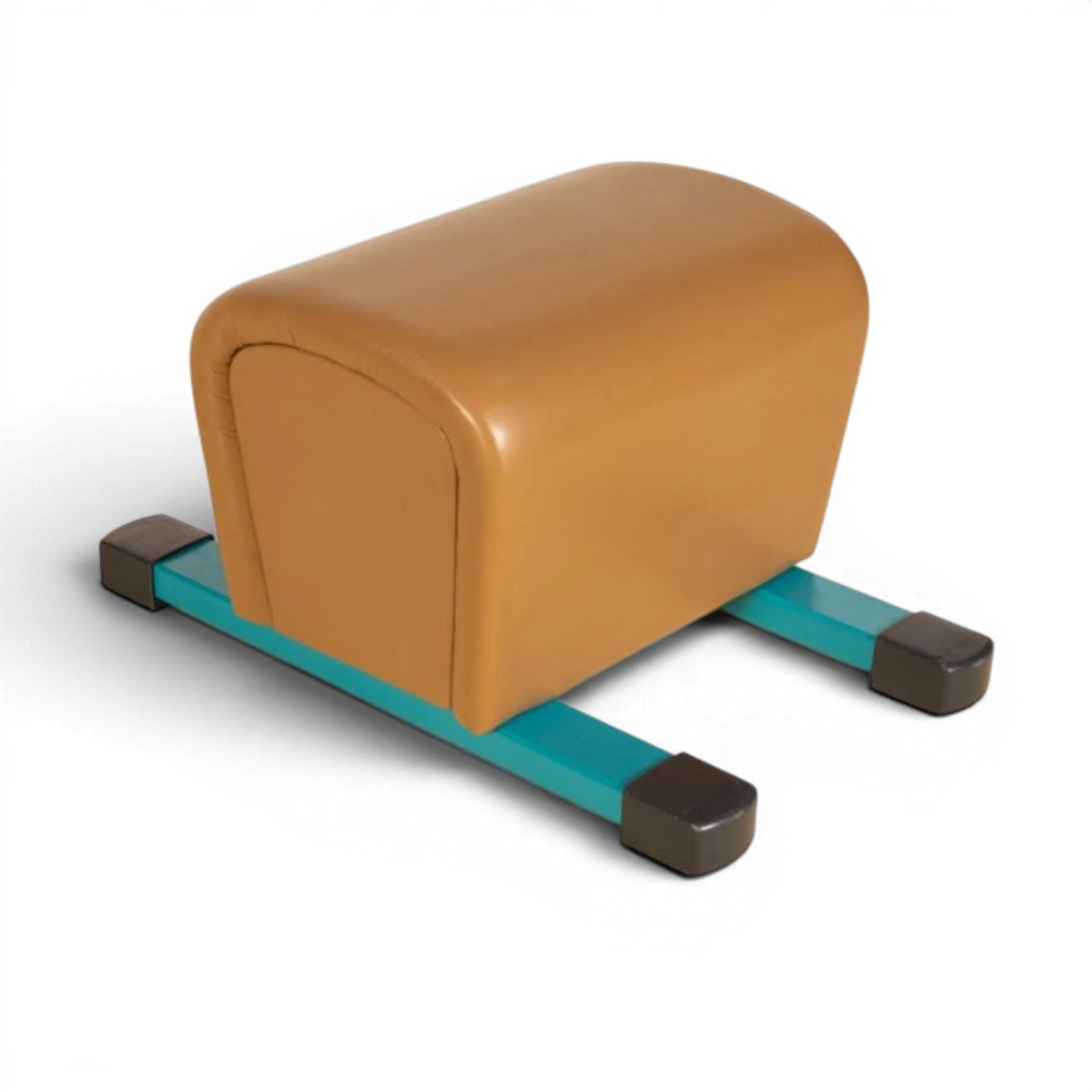 UK Gym Pits Gaofei low training buck horse with a tan leatherette body and teal reinforced steel base.