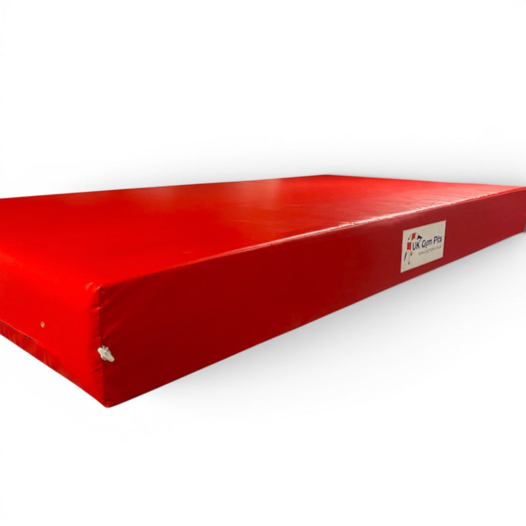 UK Gym Pits red crash mat for gymnastics and martial arts with anti-slip base and heavy-duty PVC cover