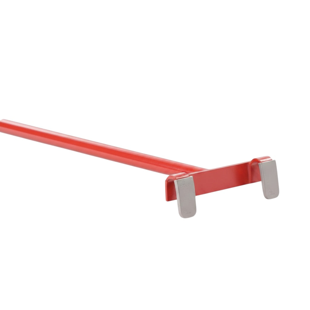 UK Gym Pits red powder coated metal agility linking pole with safety hooks for climbing frames and gym equipment