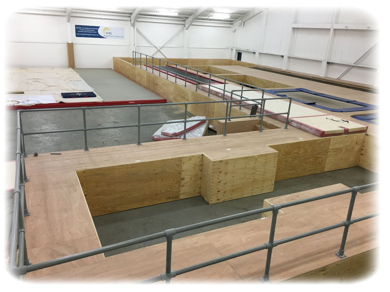 Horizontal Middle Posts - 1.26m - UK Gym Pits